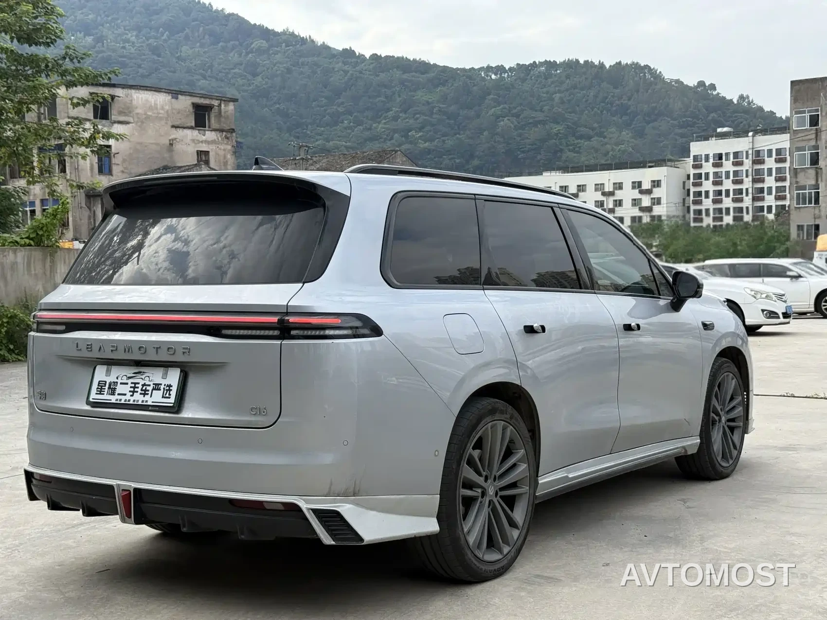 Leapmotor C16 2024 Extended Range 200 Premium Edition — фото 4