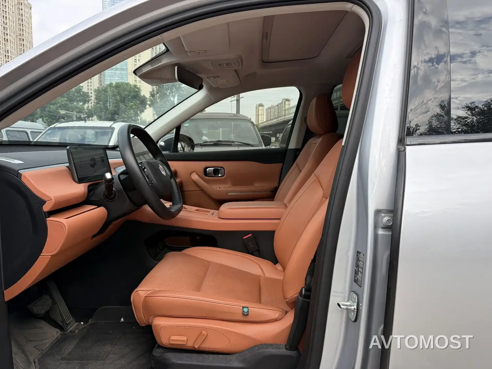 Leapmotor C16 2024 Extended Range 200 Premium Edition — фото 6