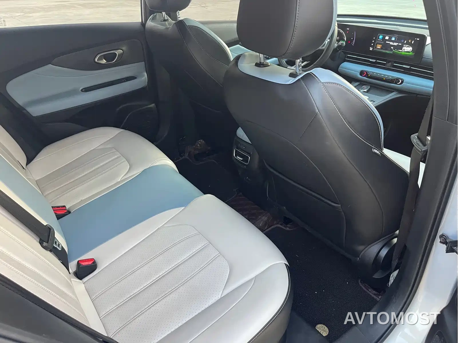 GAC Trumpchi Emkoo 2023 Shadow Leopard H High-Efficiency Hybrid — фото 15