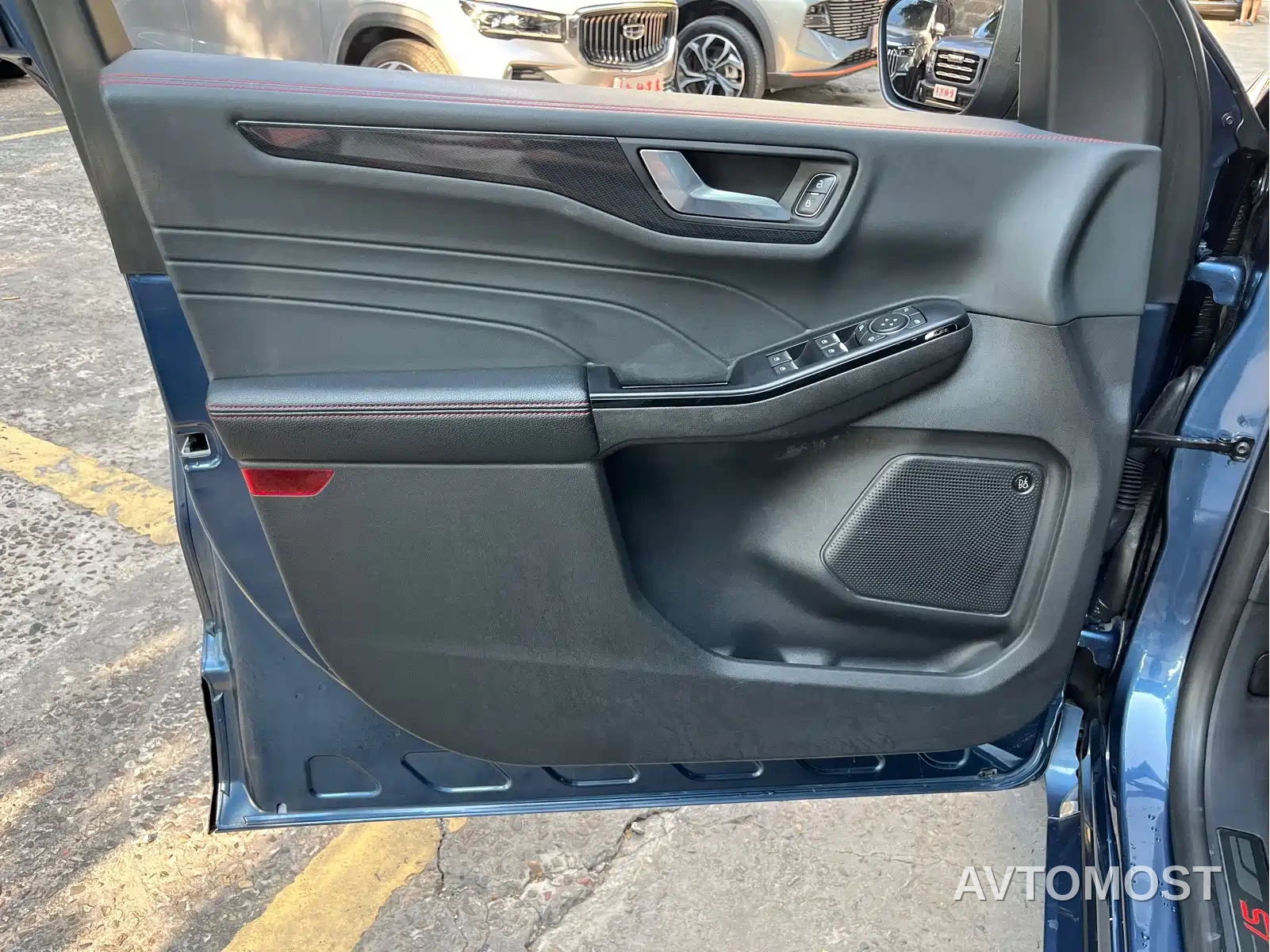 Ford Escape 2020 EcoBoost 245 AWD ST-LINE — фото 8