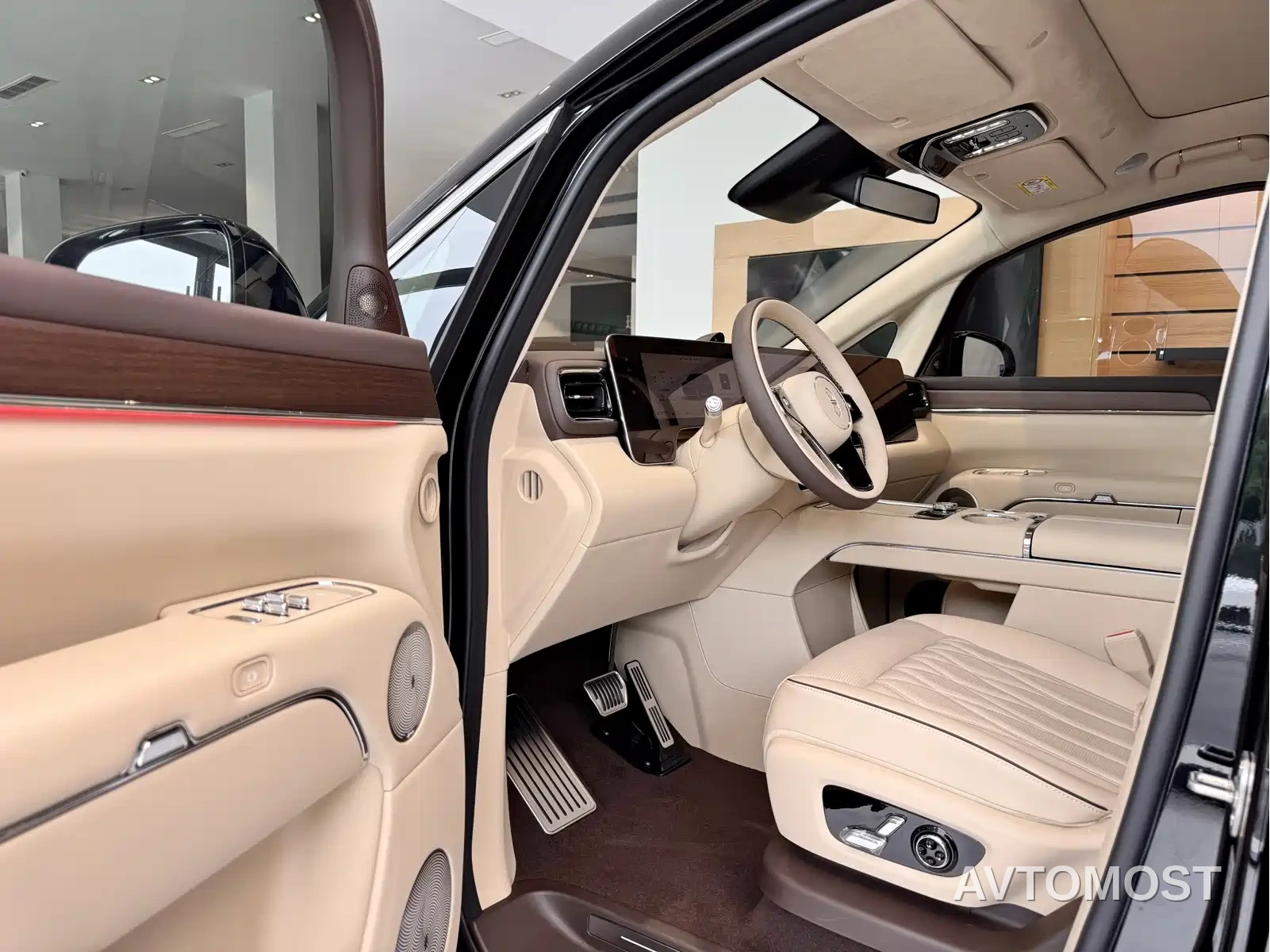Zhijie Zunjie MPV 2026 Model Base Version — фото 5