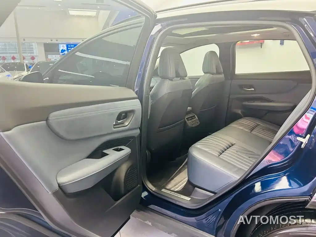 Nissan ARIYA 2022 4WD High Performance Top Edition — фото 22