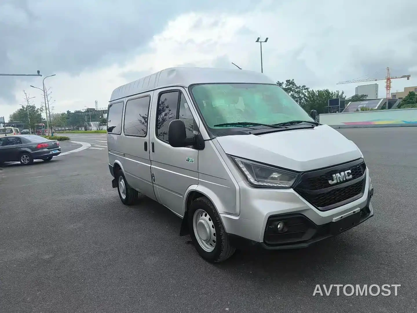 Jiangling Tesun 2019 2.8T Commercial Short Wheelbase Low Roof 6-Seater China VI JX493 — фото 2