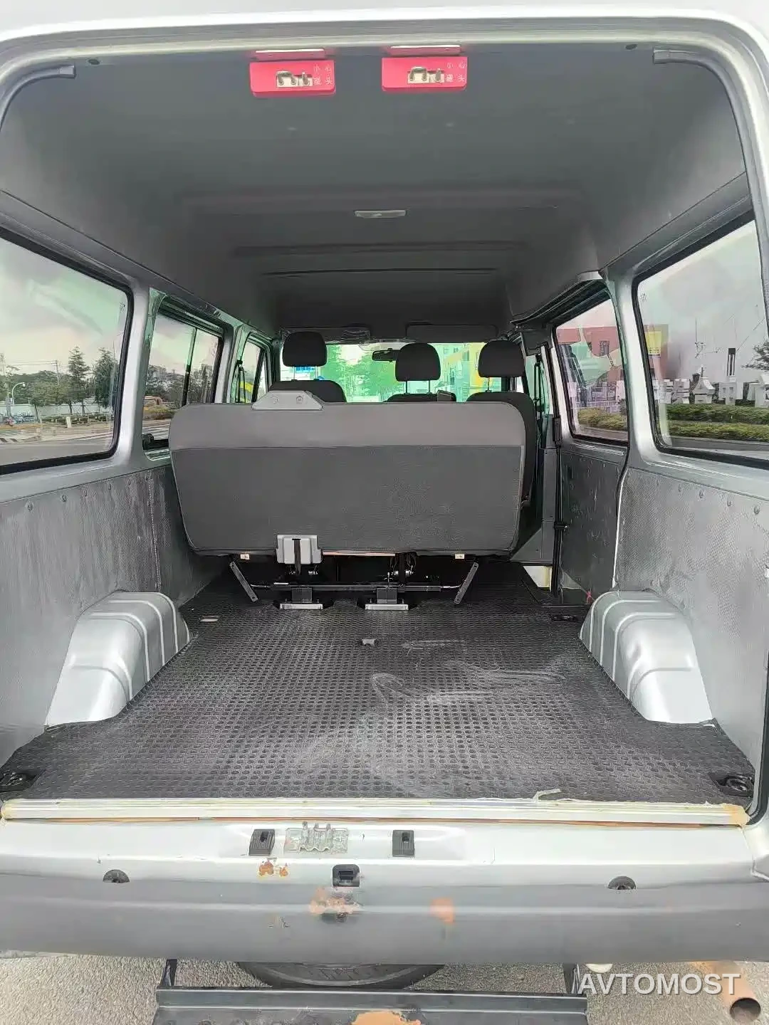 Jiangling Tesun 2019 2.8T Commercial Short Wheelbase Low Roof 6-Seater China VI JX493 — фото 9
