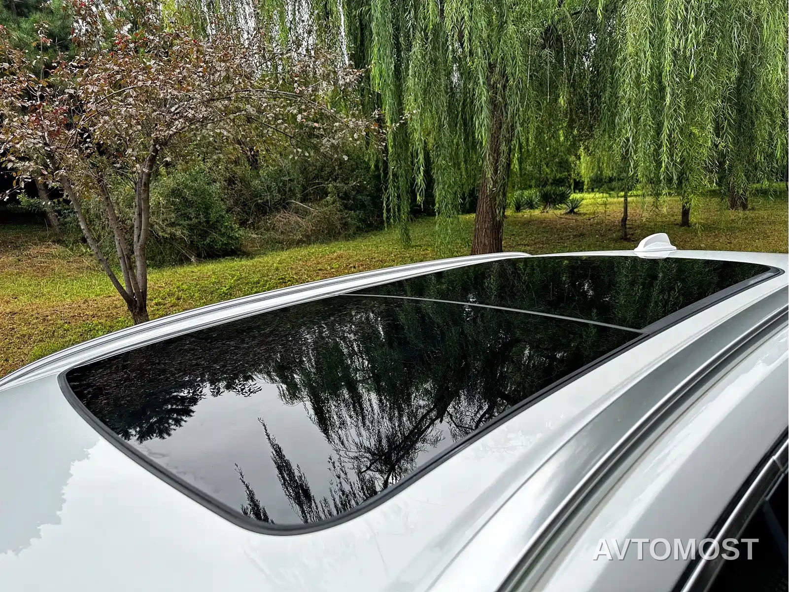 Volvo XC60 2024 B5 AWD Zhiyi Luxury Edition — фото 6