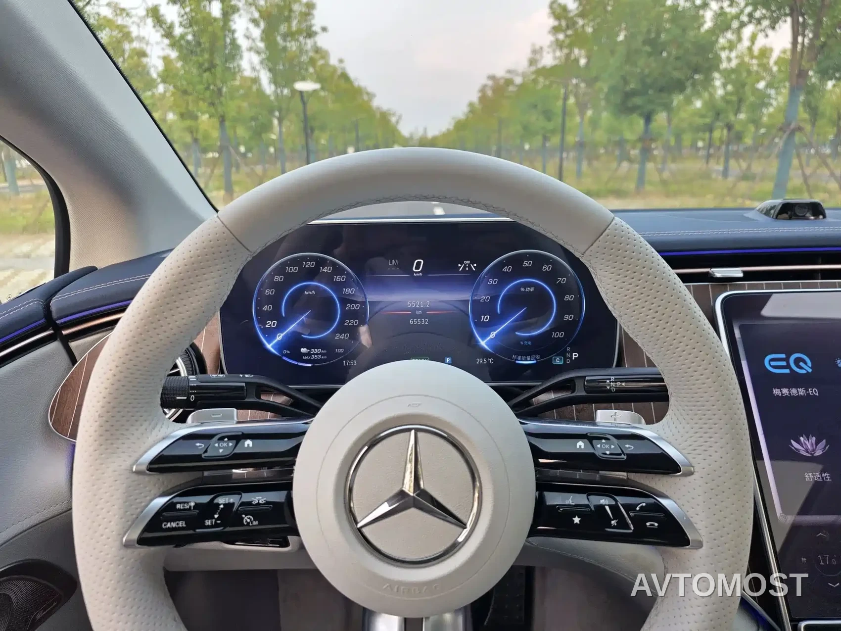 Mercedes-Benz EQE 2022 350 Pioneer Edition — фото 14