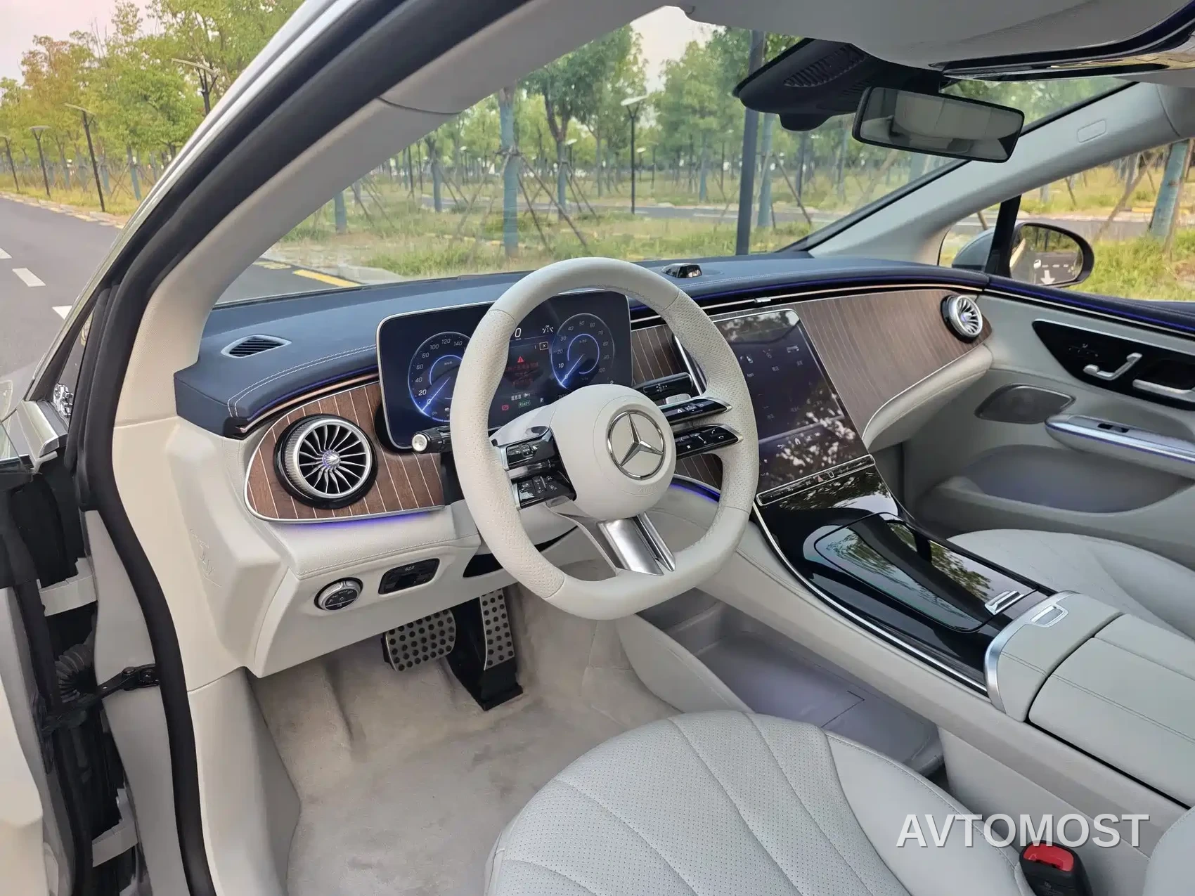 Mercedes-Benz EQE 2022 350 Pioneer Edition — фото 18