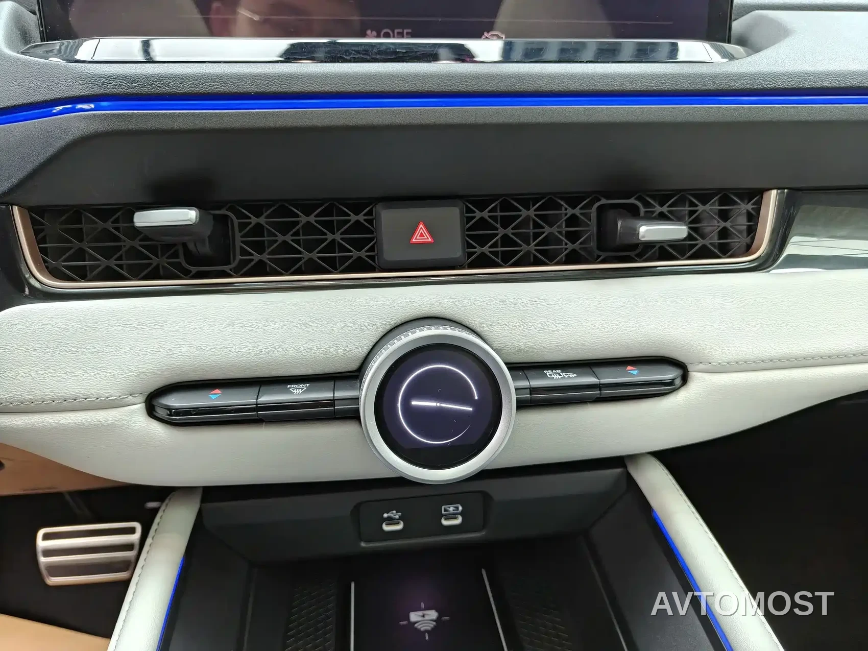 Honda Inspire Hybrid 2023 e:PHEV Premium Edition — фото 14