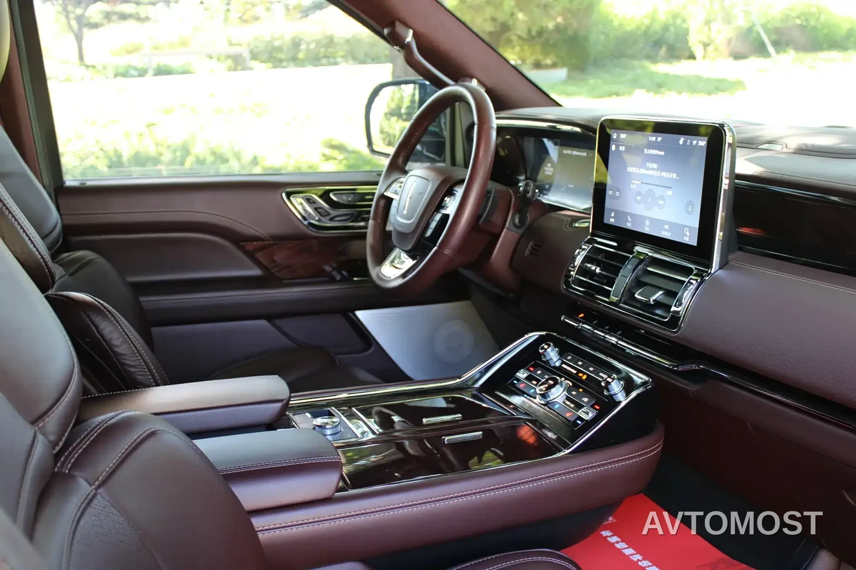 Lincoln Navigator 2022 Model 3.5T Long Wheelbase Presidential Edition — фото 13