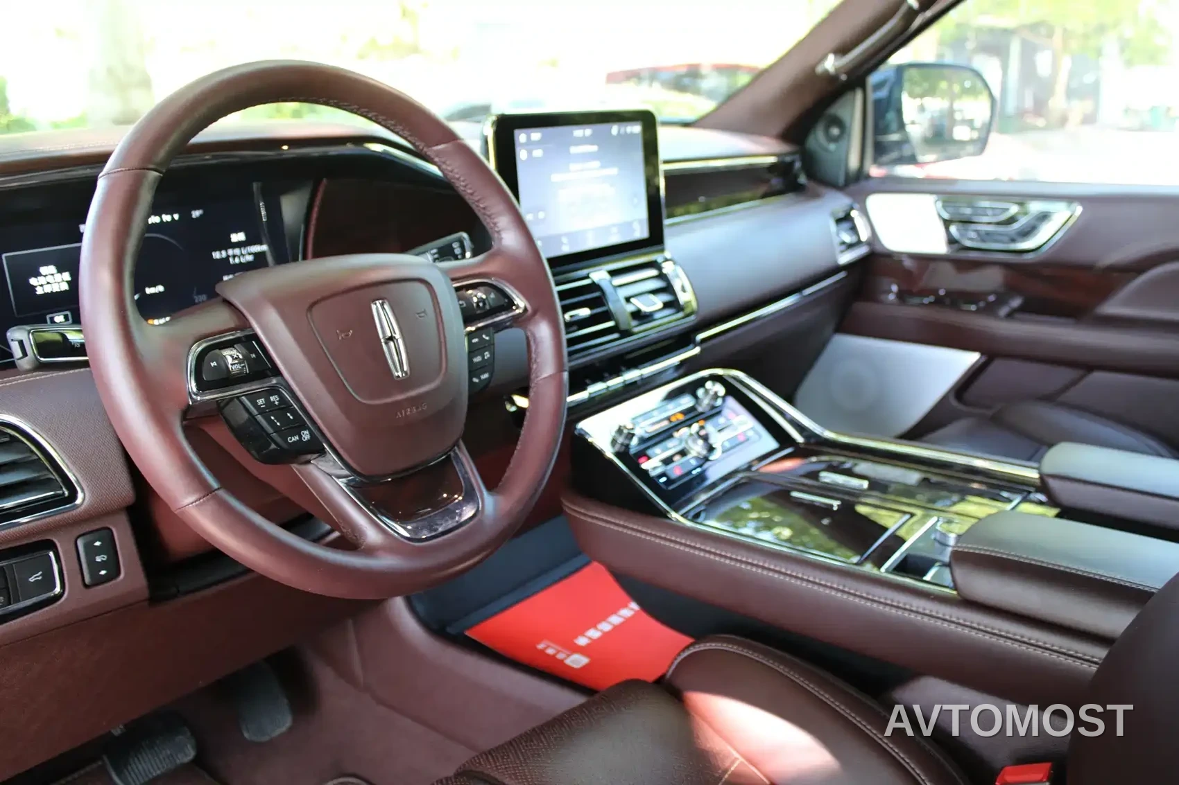 Lincoln Navigator 2022 Model 3.5T Long Wheelbase Presidential Edition — фото 22