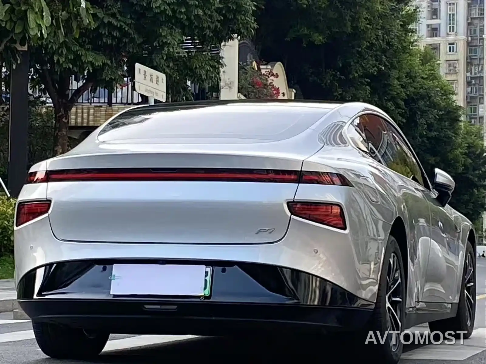 XPeng P7 2021 480N — фото 7