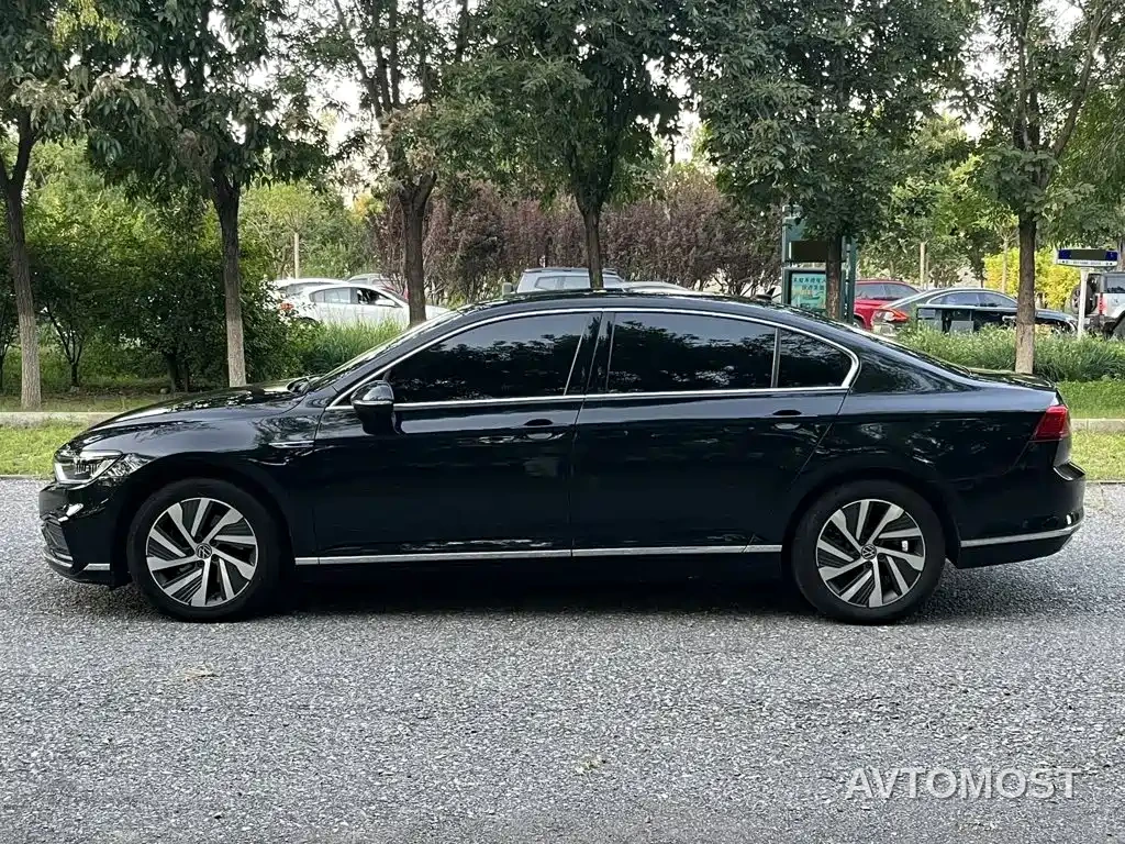 Volkswagen Magotan GTE Plug-in Hybrid 2022 GTE Luxury — фото 2