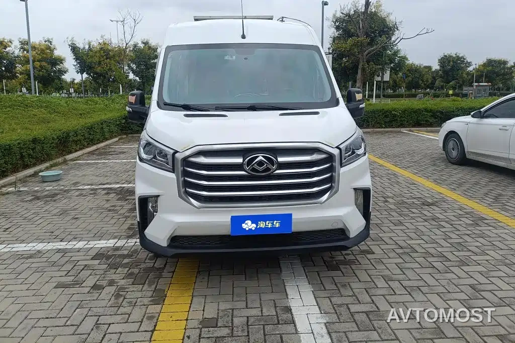 SAIC Maxus Xintu V90 2020 2.0T Manual YunJie Edition FWD Single Rear Tire Long Wheelbase High Roof 7-seater — фото 2