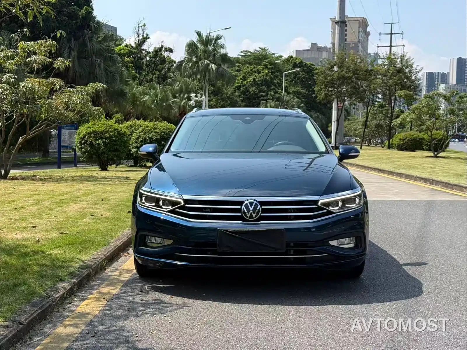 Volkswagen Weilan 2021 2.0T Comfort Edition — фото 2