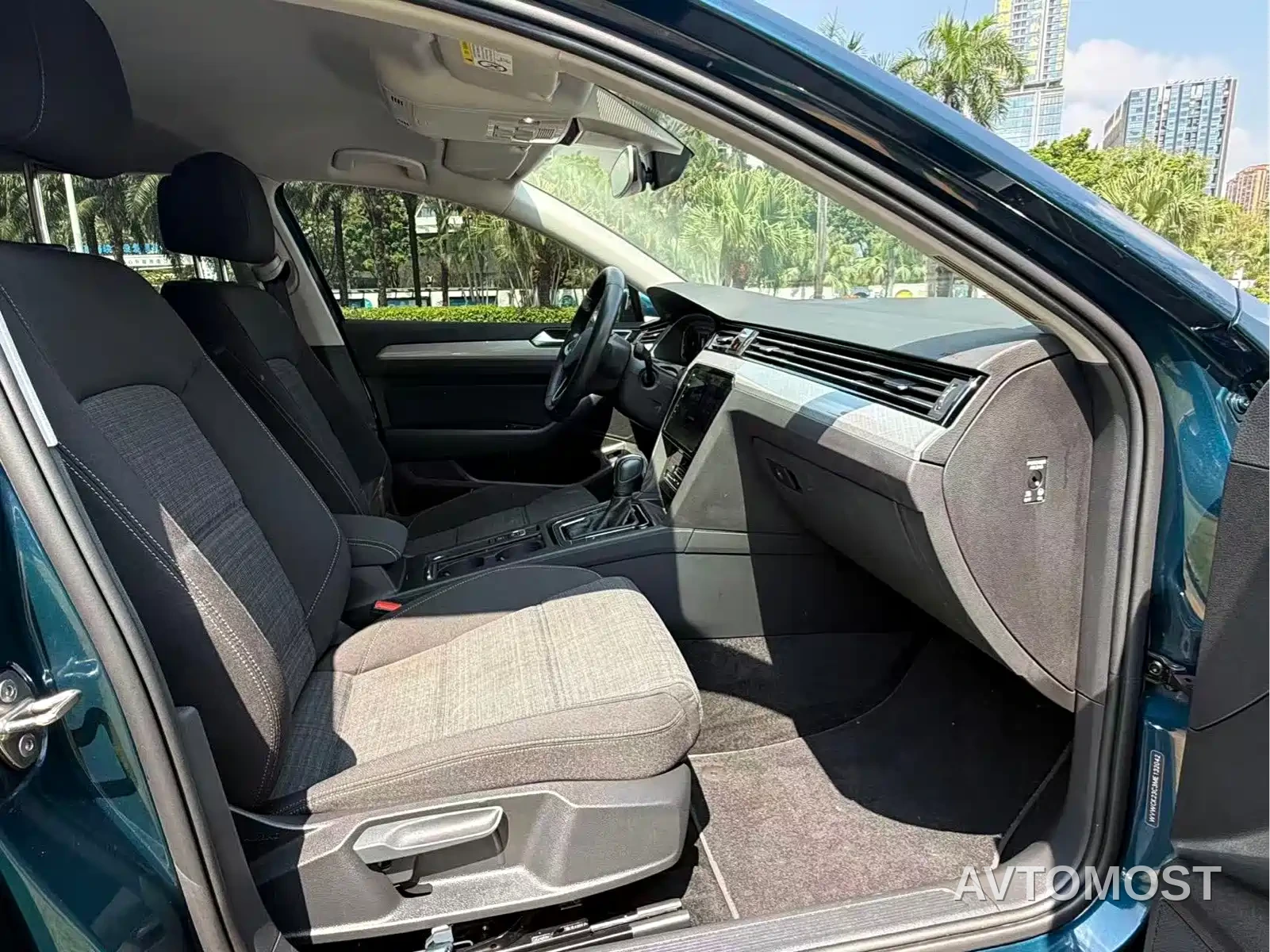 Volkswagen Weilan 2021 2.0T Comfort Edition — фото 11
