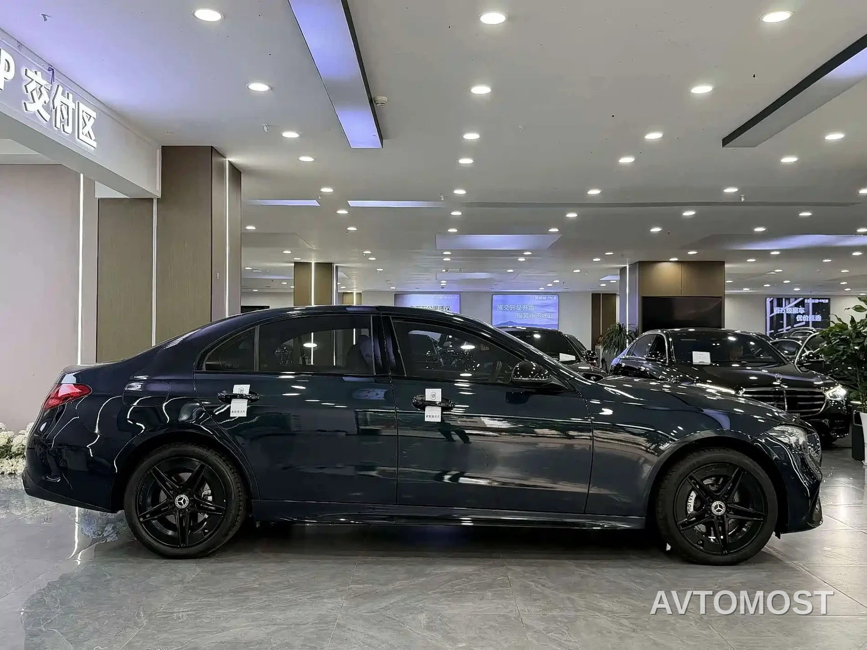 Mercedes-Benz C-Class 2024 C 260 L Night Edition Sport — фото 8