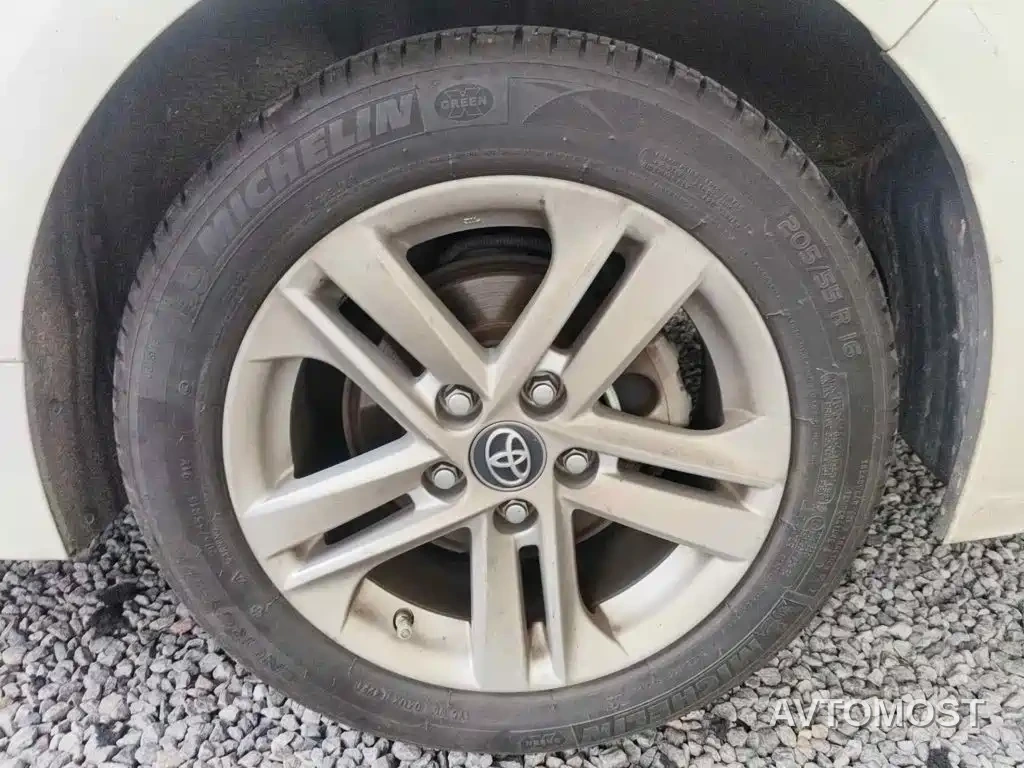 Toyota Levin 2021 Dual Engine 1.8H E-CVT Progressive Edition — фото 7