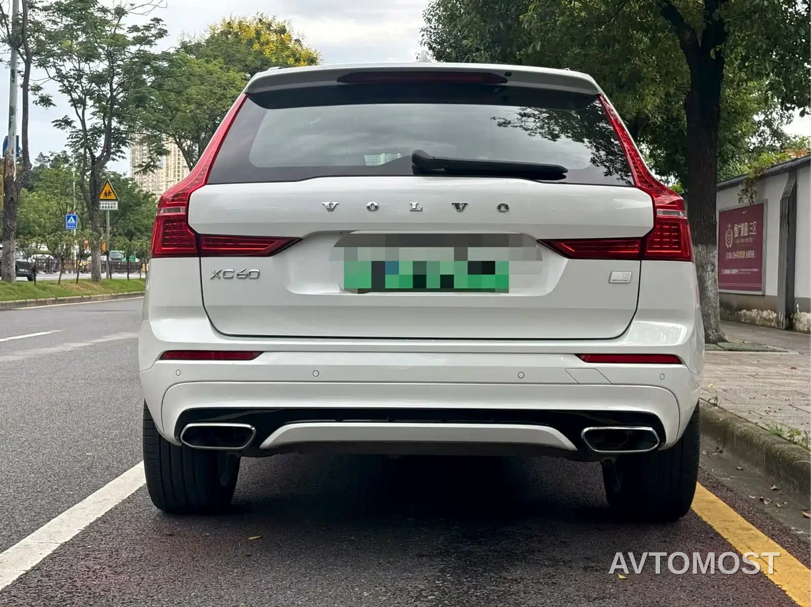 Volvo XC60 Plug-in Hybrid 2021 T8 E-Drive Hybrid Inscription Sport — фото 8