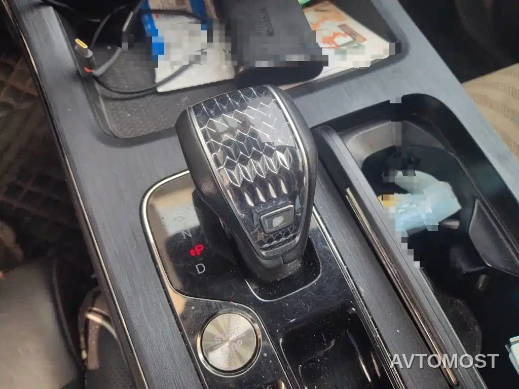 GAC Trumpchi GS8 2022 Dual Engine Series 2.0TM 2WD Premium Edition (7-Seater) — фото 9