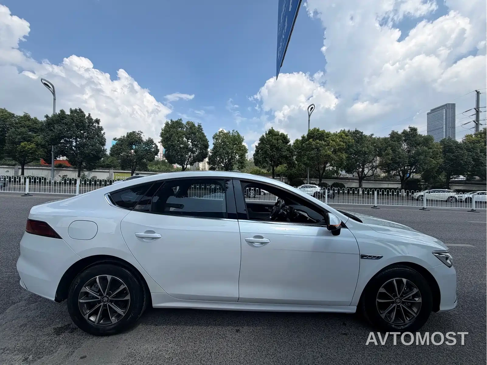 BYD Qin PLUS 2021 DM-i 55KM Premium — фото 3