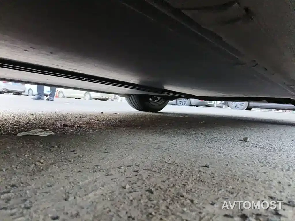 Tesla Model 3 2019 Standard Range Rear-Wheel Drive Upgrade — фото 7
