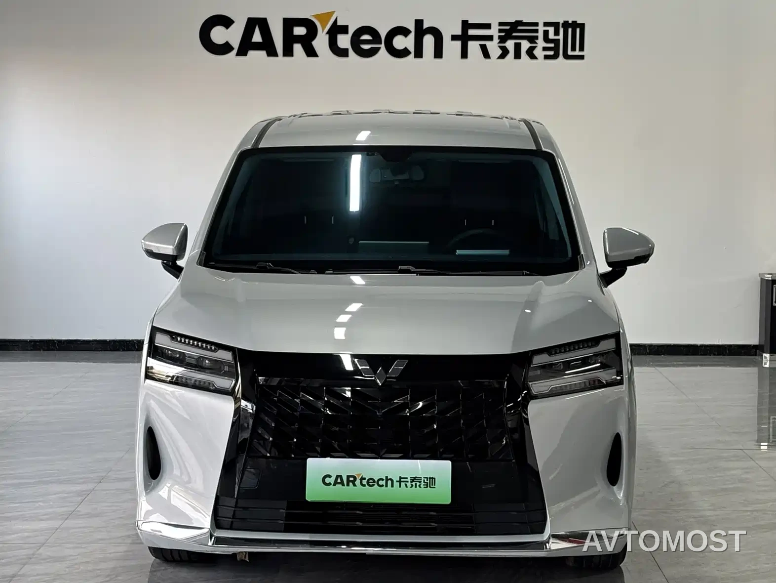 Wuling Motors Xingguang 730 New Energy 2025 Model Plug-in Hybrid Base Version — фото 2