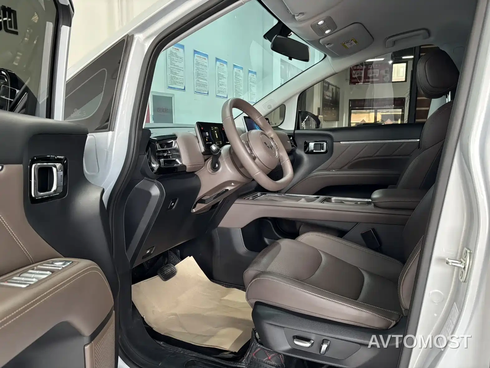Wuling Motors Xingguang 730 New Energy 2025 Model Plug-in Hybrid Base Version — фото 6