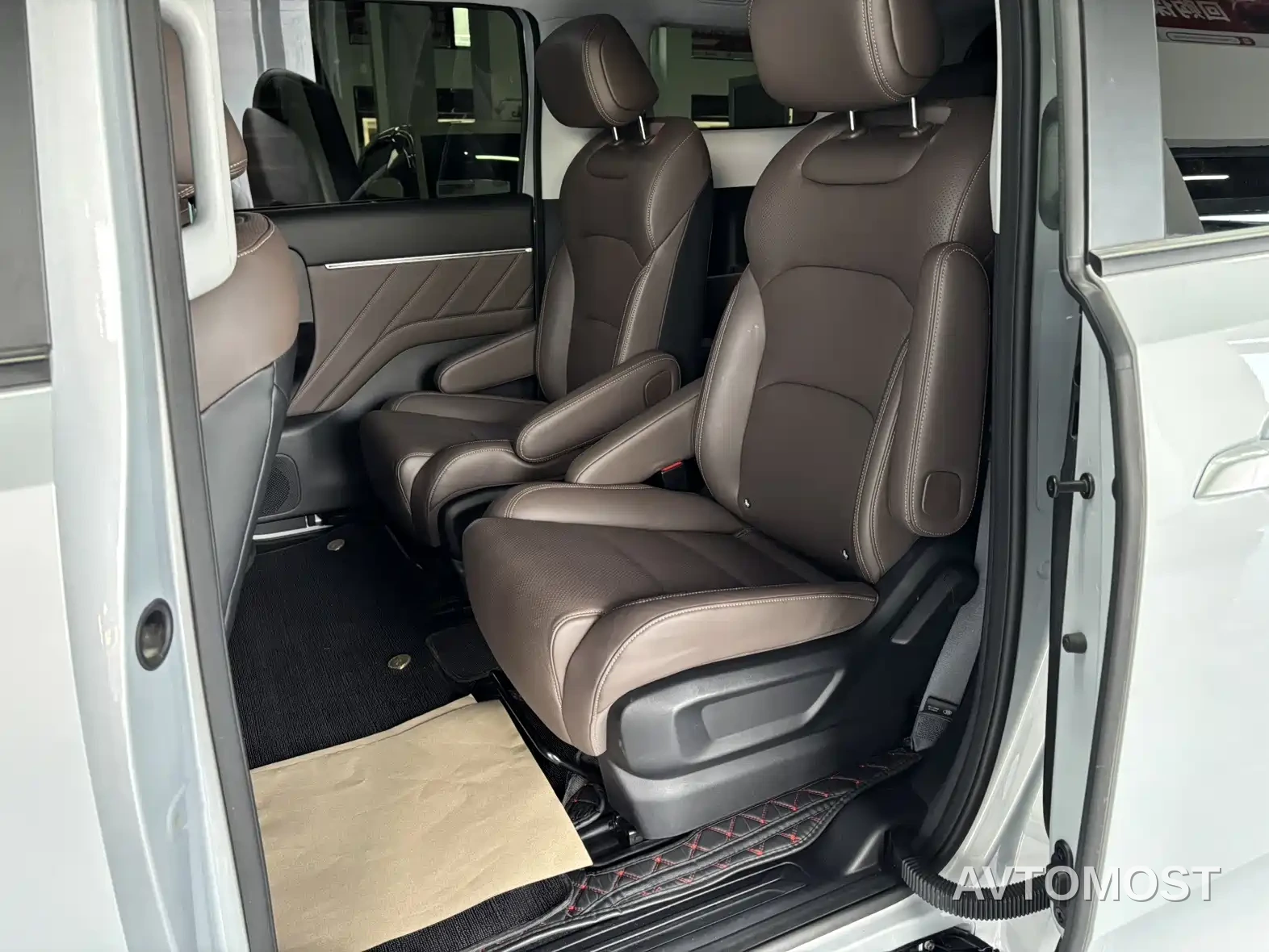 Wuling Motors Xingguang 730 New Energy 2025 Model Plug-in Hybrid Base Version — фото 7