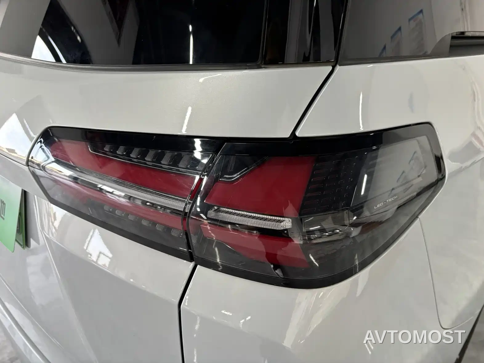 Wuling Motors Xingguang 730 New Energy 2025 Model Plug-in Hybrid Base Version — фото 11