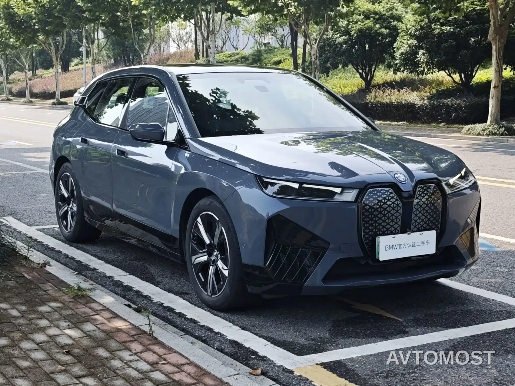 BMW iX 2022 xDrive40 — фото 14