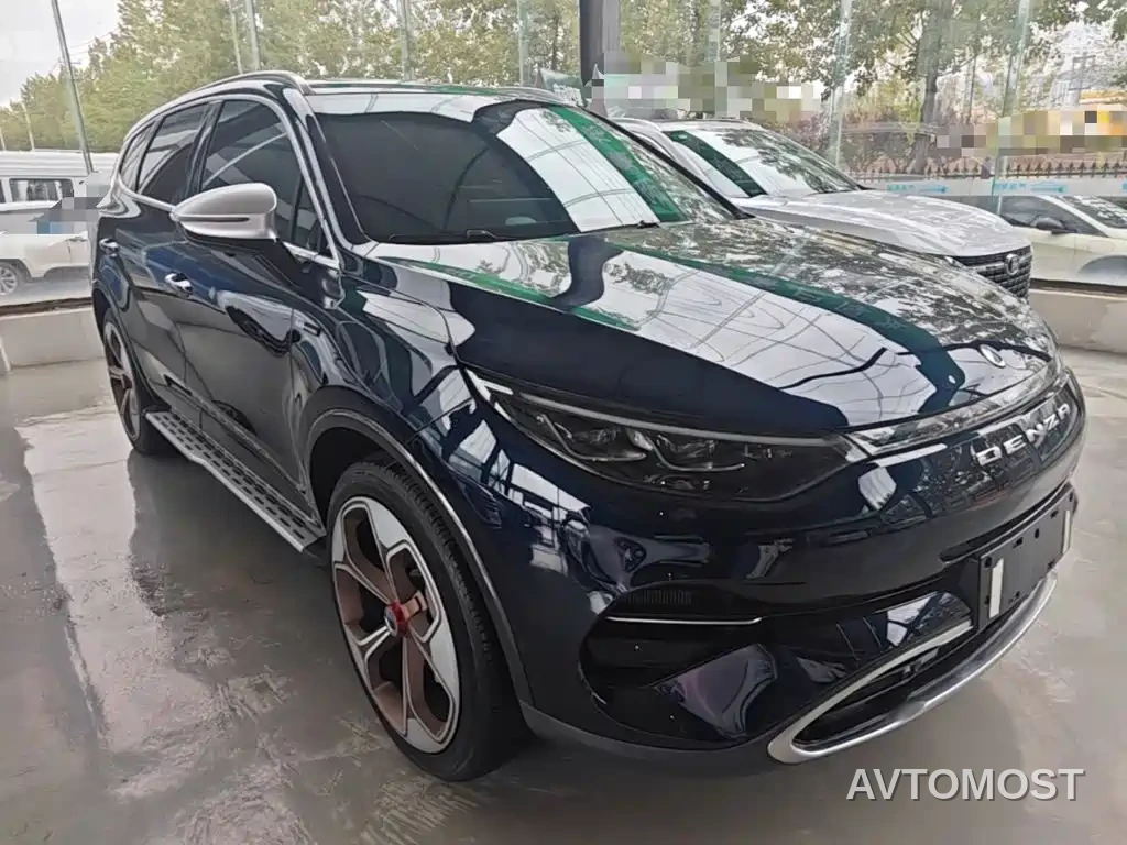 Denza X 2020 Model PHEV Flagship Edition — фото 2