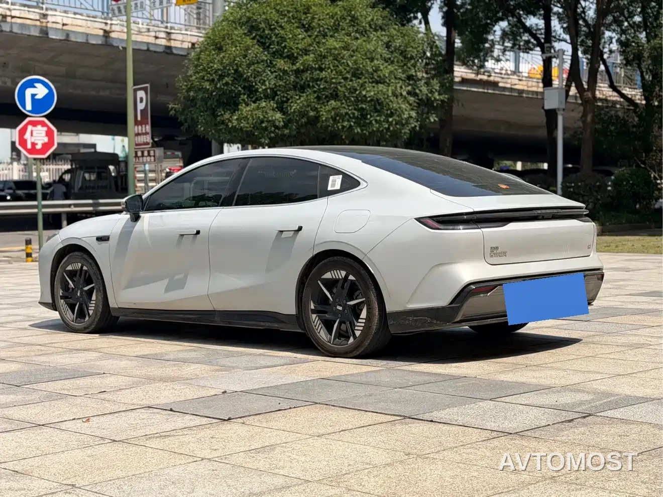Geely Galaxy E8 2024 550km RWD PRO — фото 8