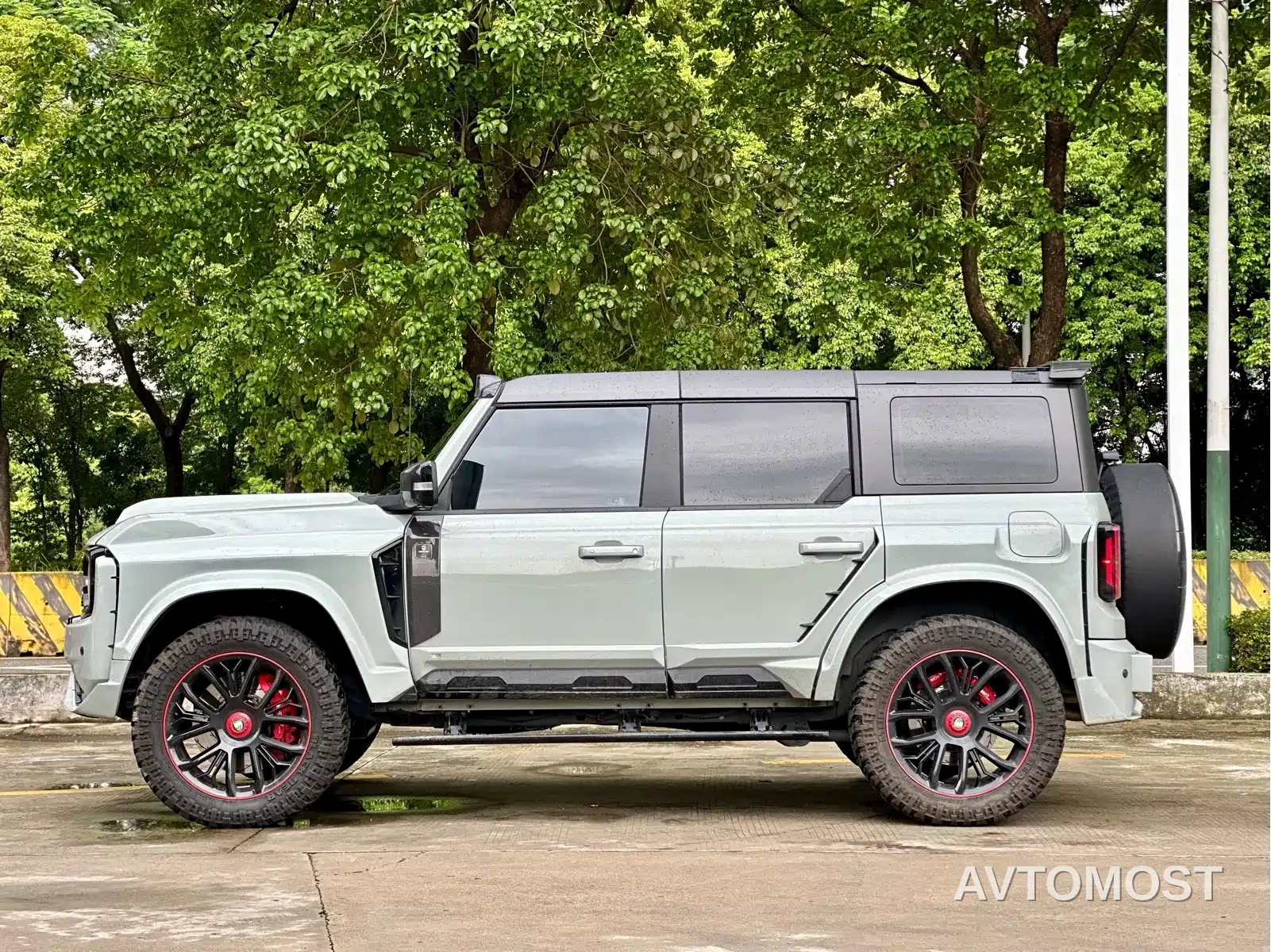 LUMMA GT 2025 GT35 Defender — фото 7