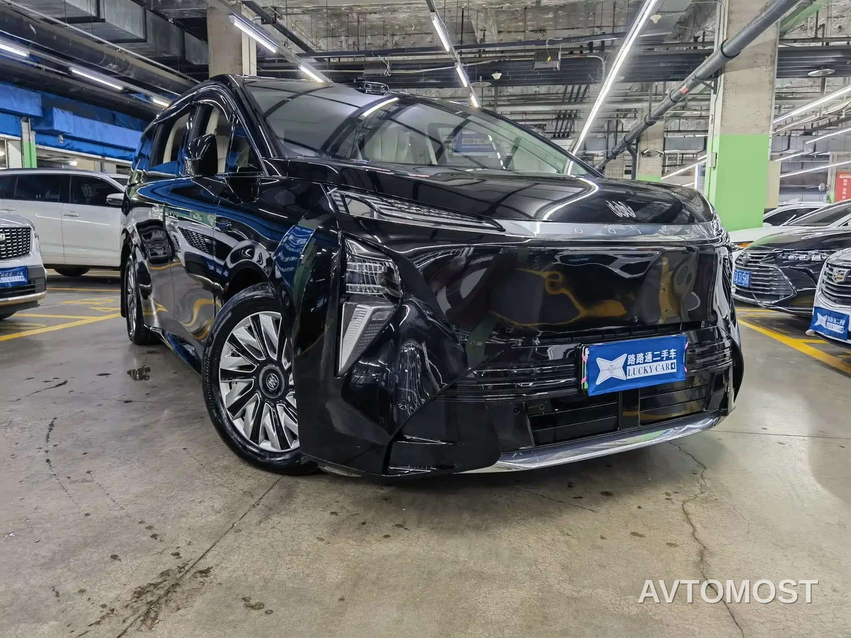 Buick Zhijing Shijia 2026 Model PHEV Base Version — фото 3