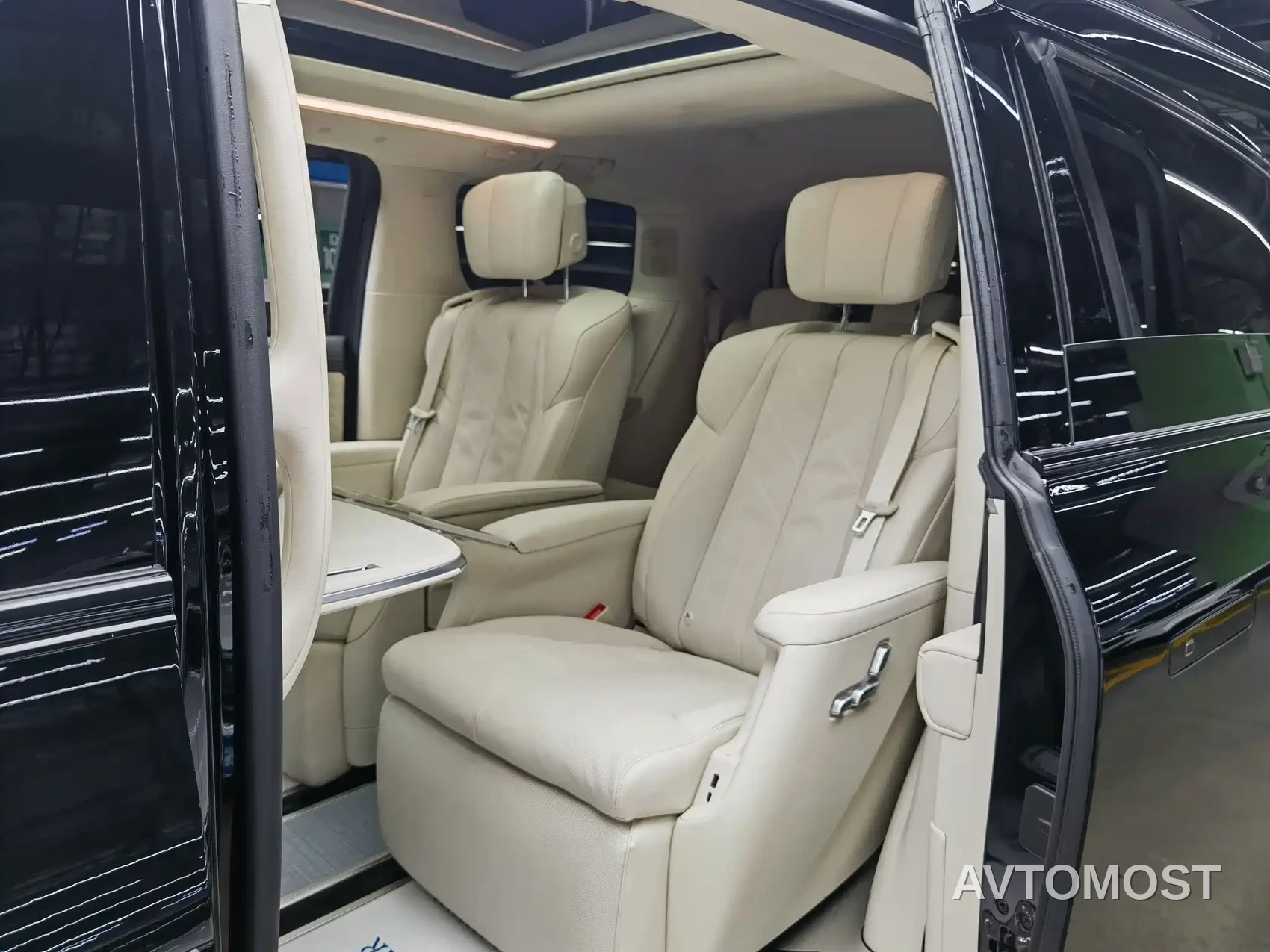 Buick Zhijing Shijia 2026 Model PHEV Base Version — фото 10