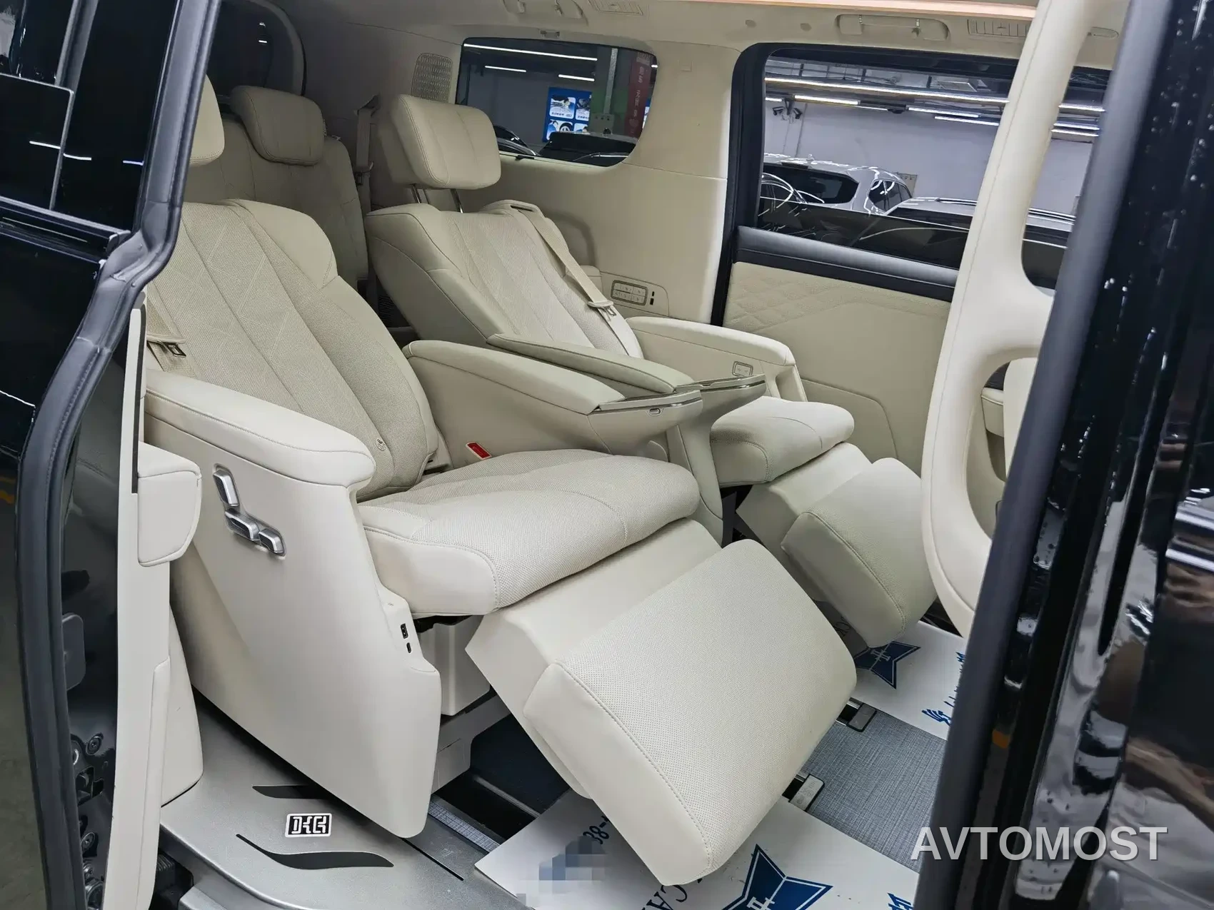 Buick Zhijing Shijia 2026 Model PHEV Base Version — фото 11