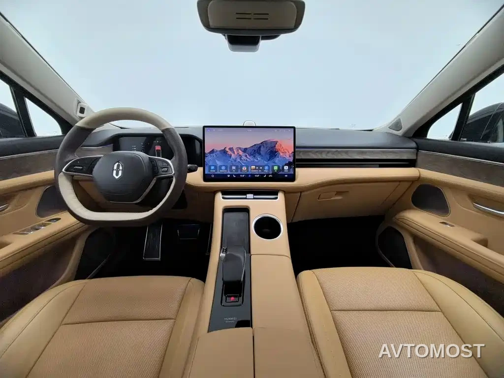 AITO M5 2022 Extended Range AWD Ultimate Edition — фото 4