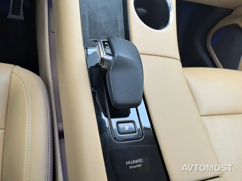 AITO M5 2022 Extended Range AWD Ultimate Edition — фото 11