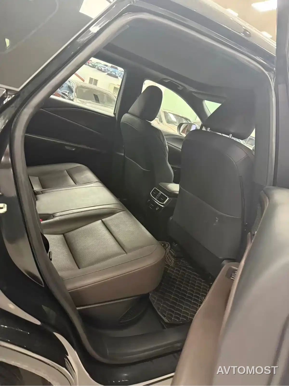 Lexus RX 2023 350h 4WD Pure Edition — фото 6
