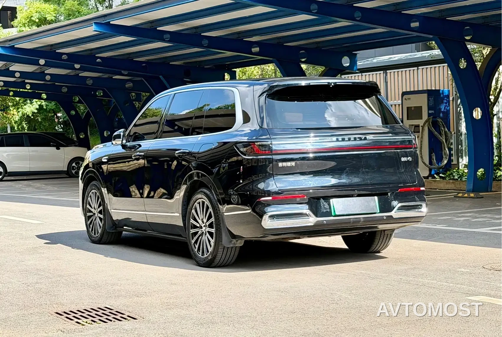 Geely Galaxy M9 2025 Model 230km 2WD Explorer+ Edition — фото 6