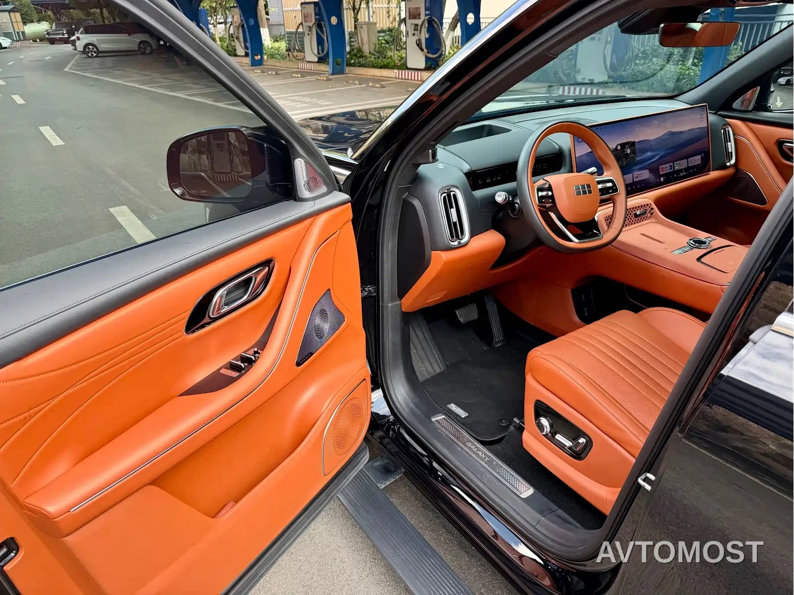 Geely Galaxy M9 2025 Model 230km 2WD Explorer+ Edition — фото 8
