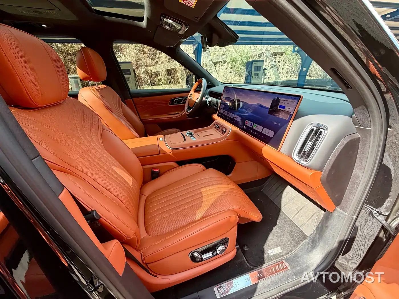 Geely Galaxy M9 2025 Model 230km 2WD Explorer+ Edition — фото 13
