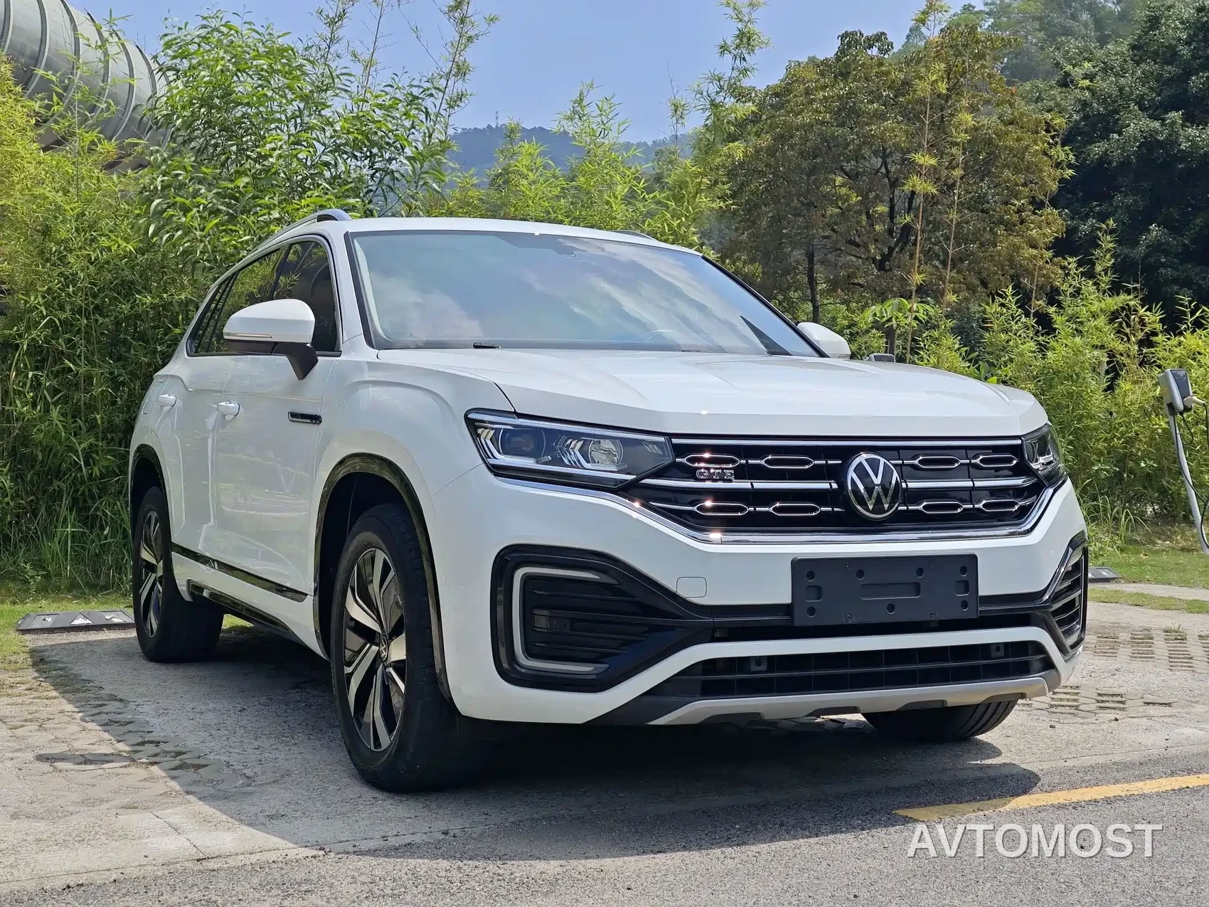 Volkswagen Tayron GTE Plug-in Hybrid 2022 1.4T Luxury — фото 3