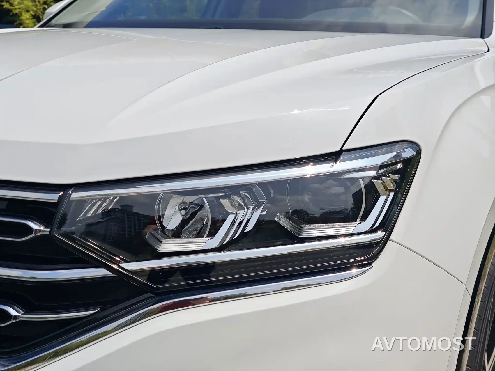 Volkswagen Tayron GTE Plug-in Hybrid 2022 1.4T Luxury — фото 8