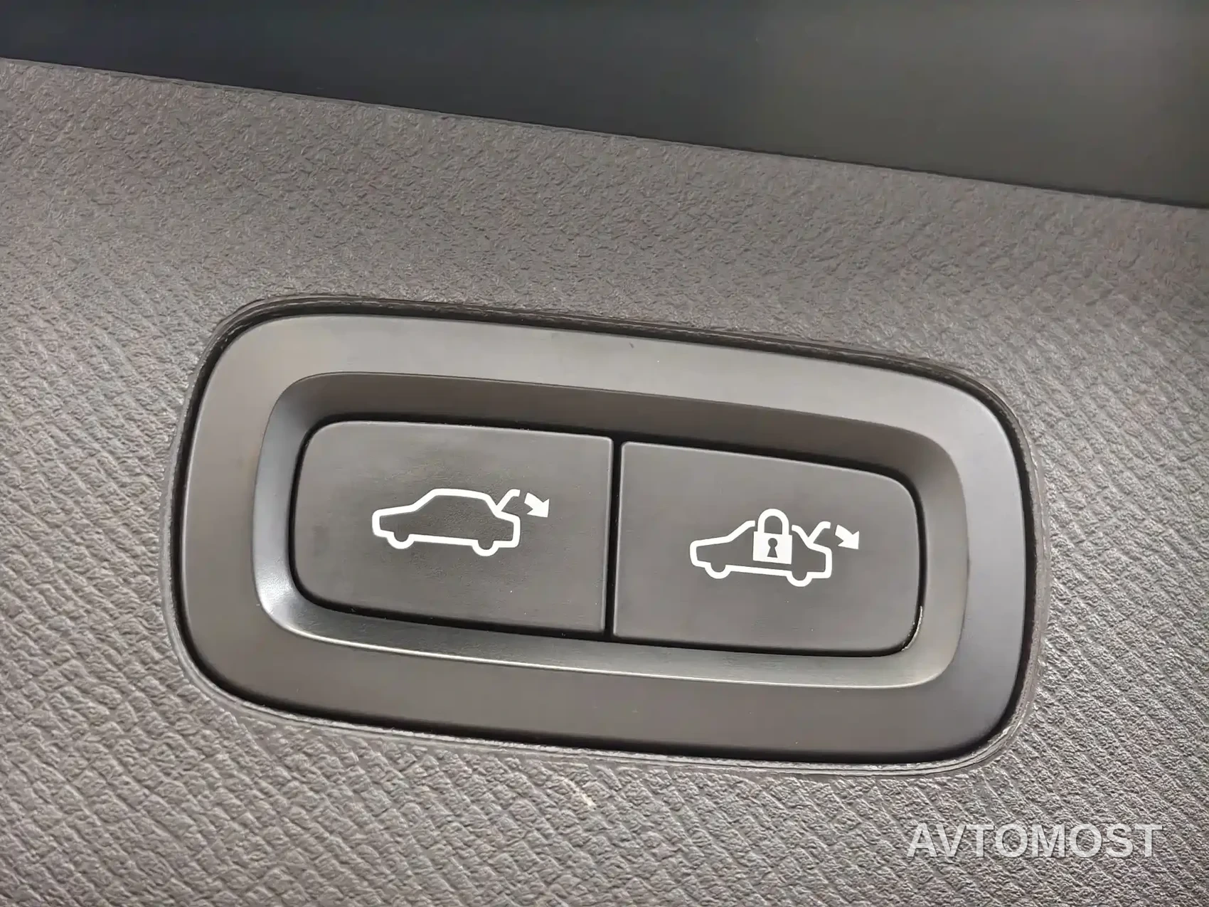 Volvo XC90 2021 B6 Smart Comfort Luxury 7-seater — фото 17