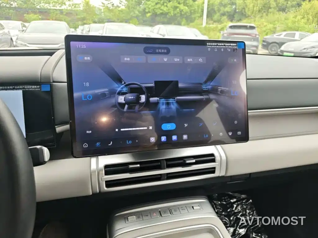 Fang Cheng Bao Titanium 7 2025 AWD Base Model — фото 8