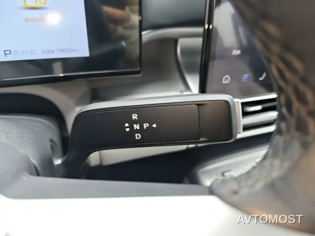 Fang Cheng Bao Titanium 7 2025 AWD Base Model — фото 9
