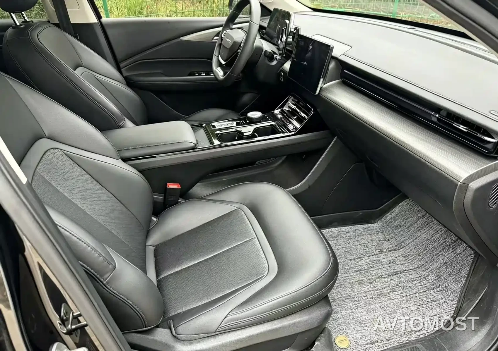 Wuling Xingguang 2024 Co-Creation Edition 70 Standard — фото 12