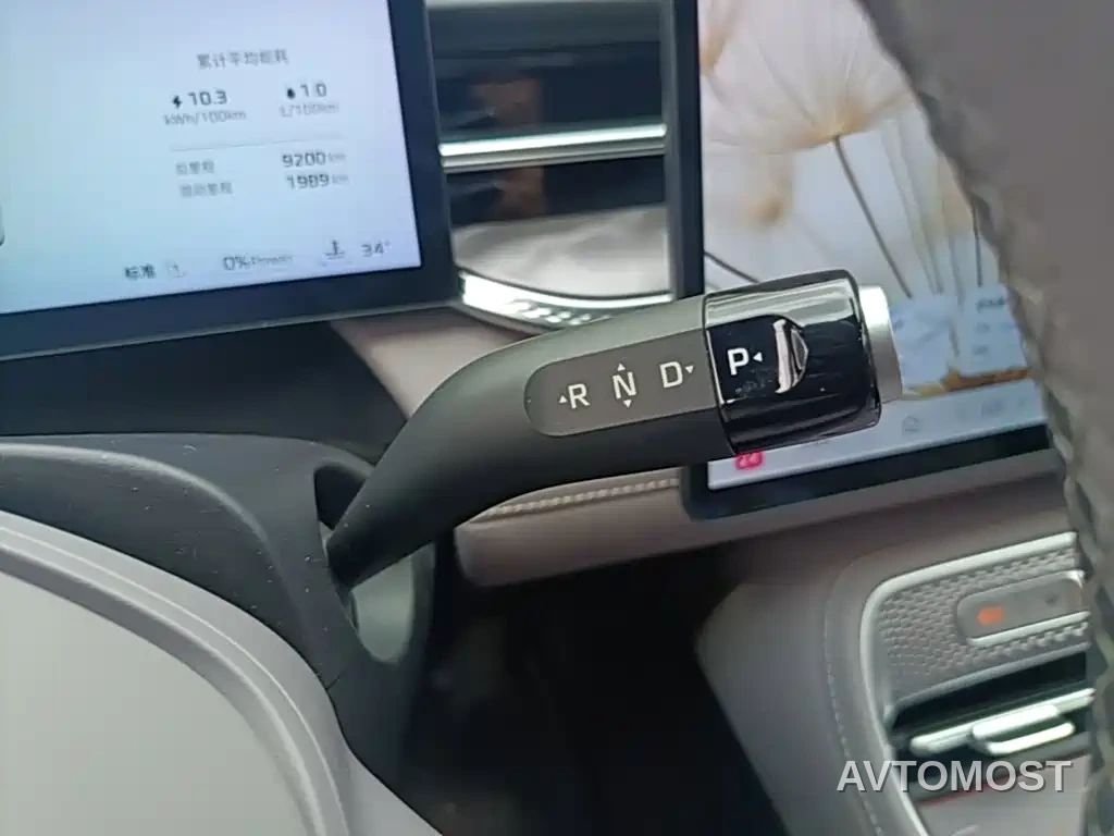 Roewe M7 DMH 2025 Base — фото 19