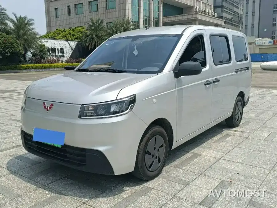 Wuling Rongguang EV 2026 Model 310km Base Type 5-Seater